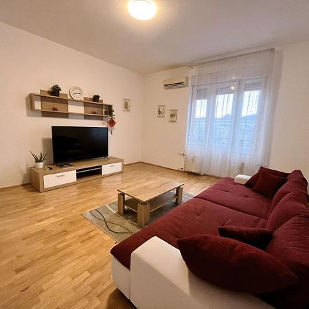Boutique Family Apartment In The Heart Of City Budapest Eksteriør billede