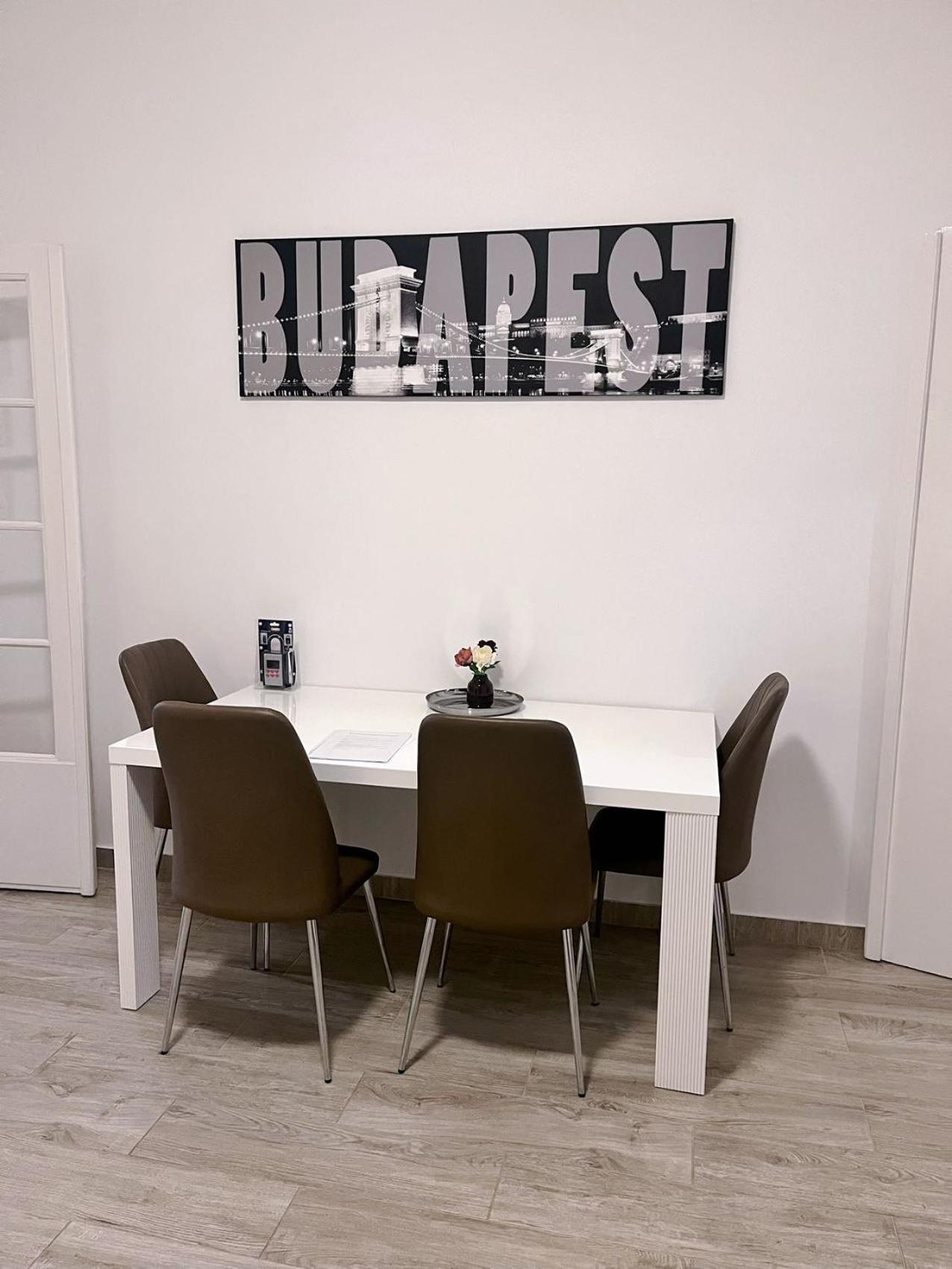 Boutique Family Apartment In The Heart Of City Budapest Eksteriør billede