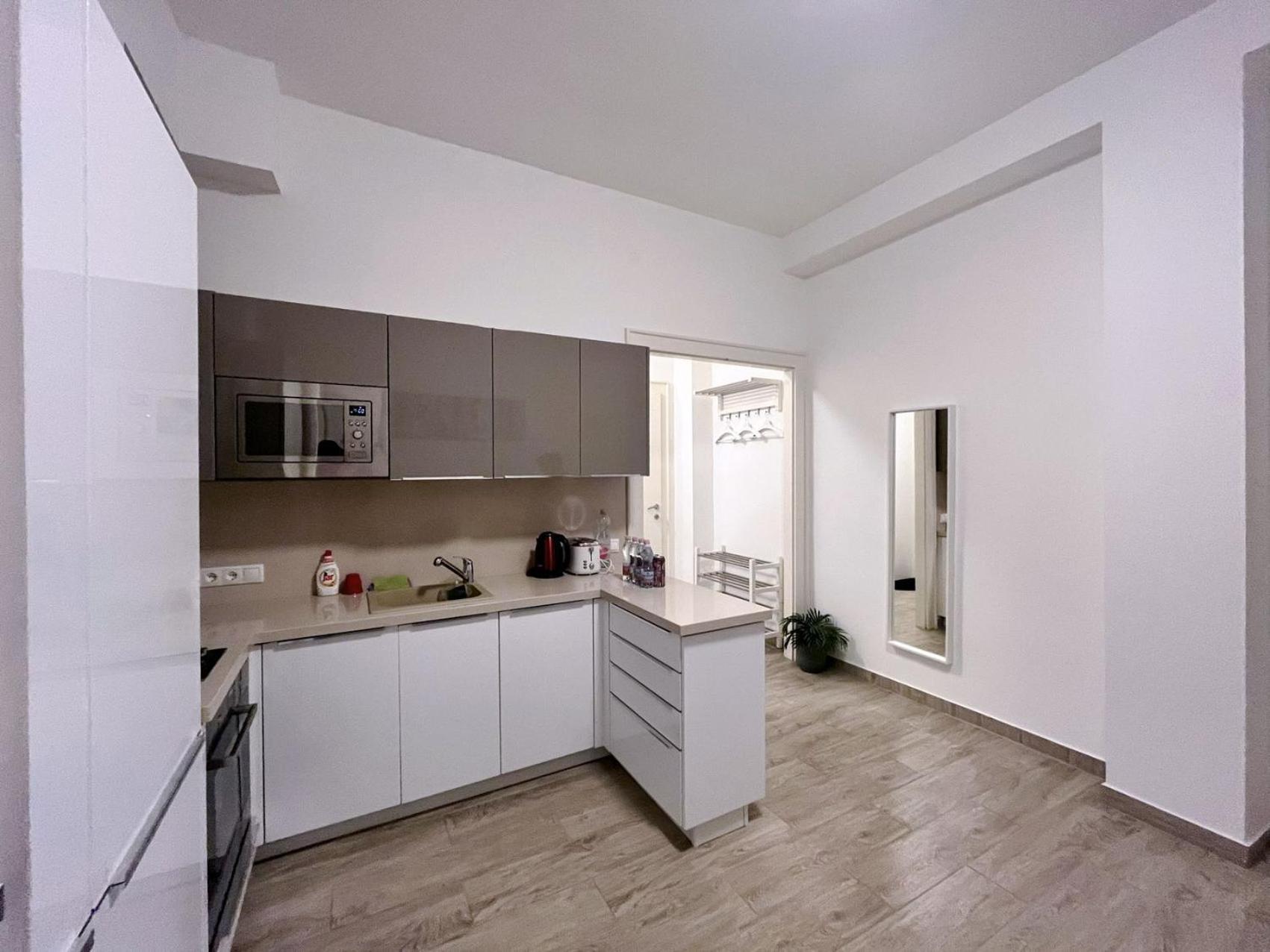 Boutique Family Apartment In The Heart Of City Budapest Eksteriør billede