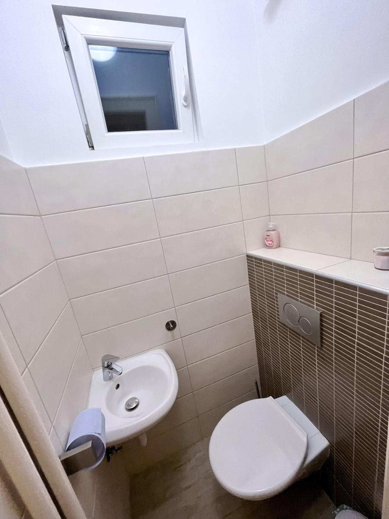 Boutique Family Apartment In The Heart Of City Budapest Eksteriør billede