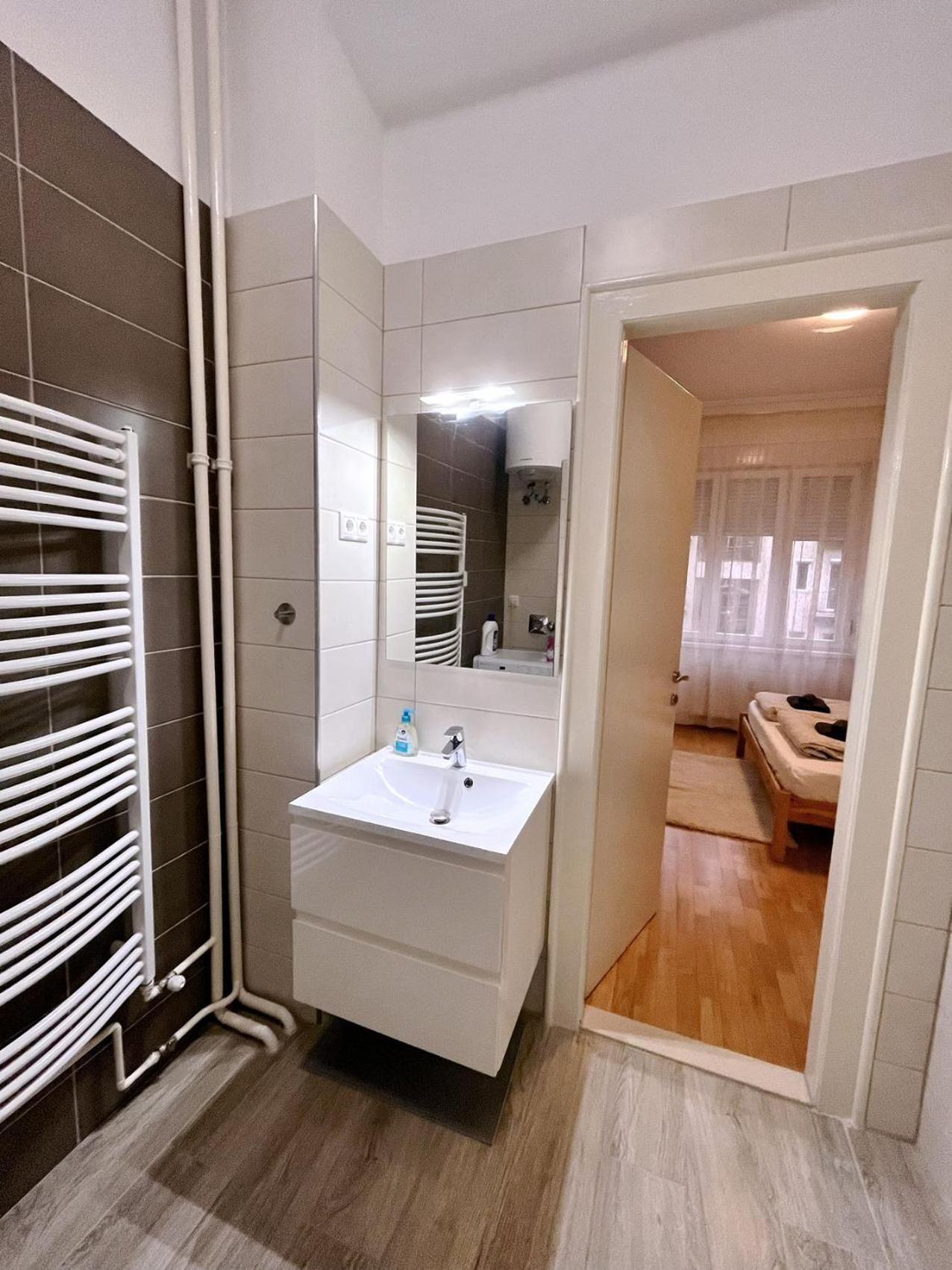 Boutique Family Apartment In The Heart Of City Budapest Eksteriør billede