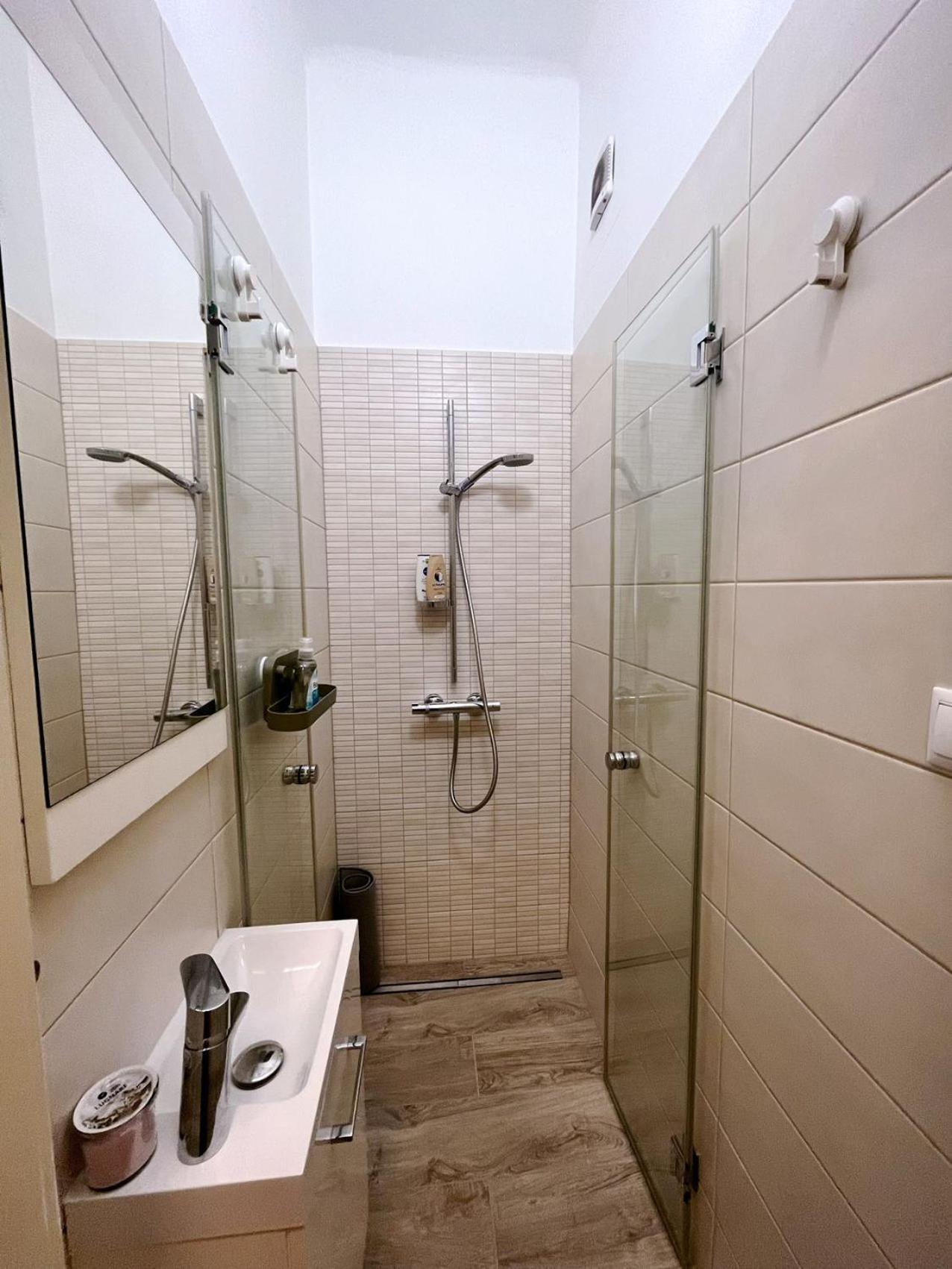 Boutique Family Apartment In The Heart Of City Budapest Eksteriør billede